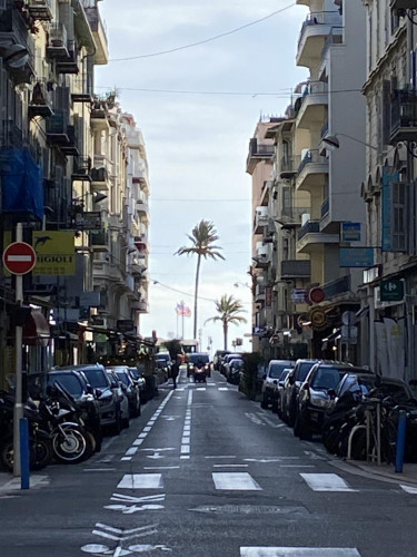 Lovely 2 rooms mezzanine apartment 3 minutes walking from the beach city center - Gallery - 6