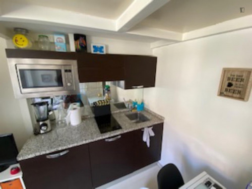 Lovely 2 rooms mezzanine apartment 3 minutes walking from the beach city center