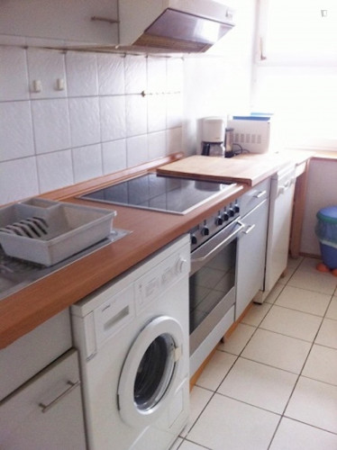 Neat 2-bedroom flat in Schöneberg