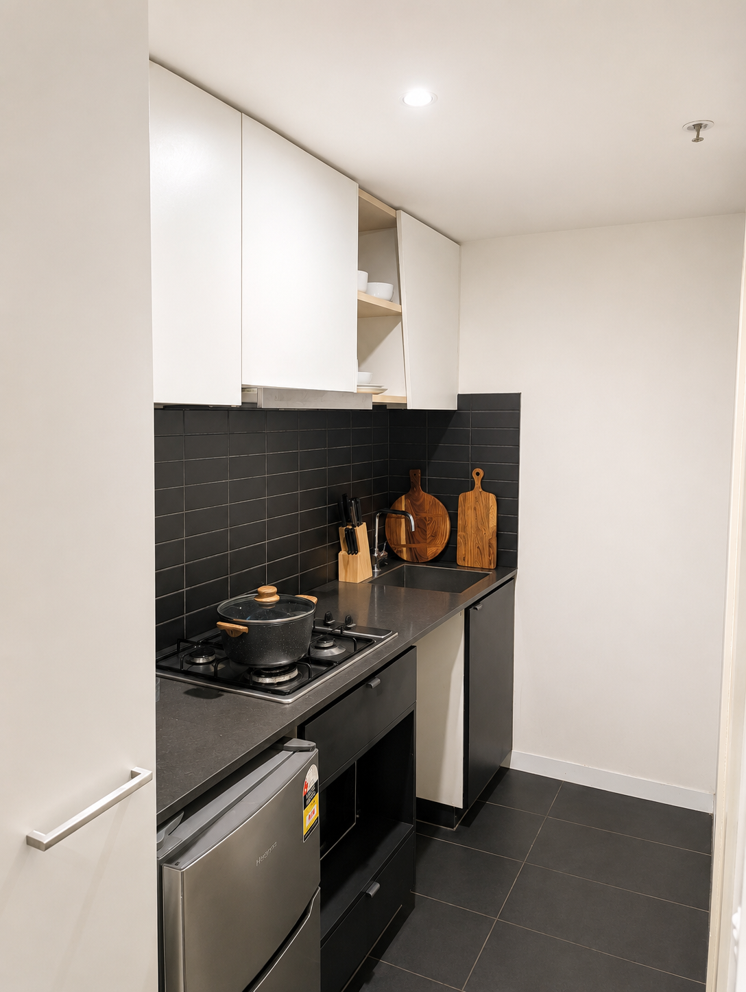 1 Bedroom Large - 11