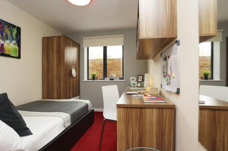  Classic En-Suite Lower Ground Floor, Kentish House  -  Canterbury Student Village  - Gallery -  6