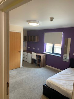  Premier Luxe En-Suite Behn Hall  -  Canterbury Student Village  - Gallery -  6