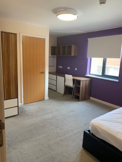  Premier Luxe En-Suite Behn Hall  -  Canterbury Student Village  - Gallery -  9