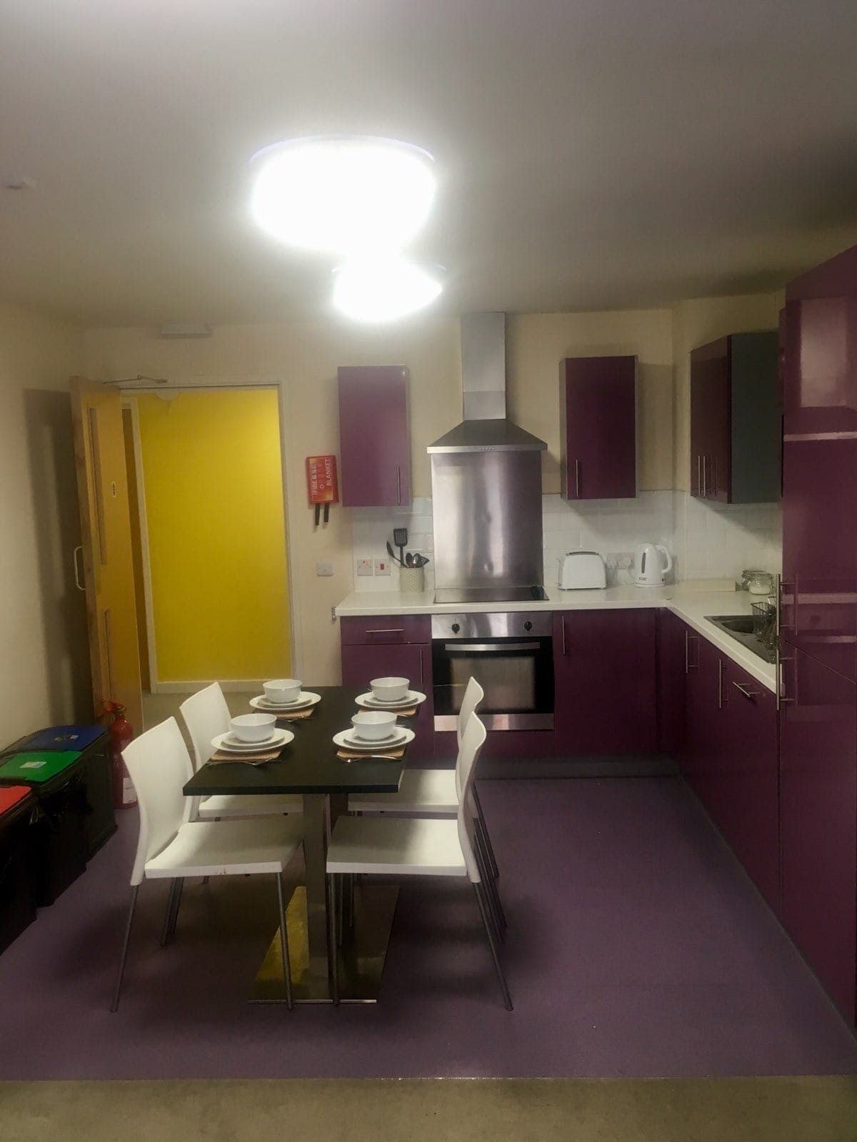  Classic En-Suite Lower Ground Floor, Behn Hall  -  Canterbury Student Village  - Gallery -  9