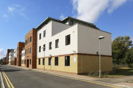  Wet Room Studio, Kentish House  -  Canterbury Student Village  - Gallery -  28