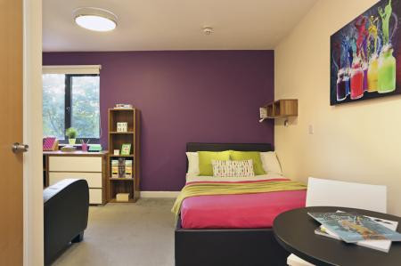  Wet Room Studio, Kentish House  -  Canterbury Student Village  - Gallery -  3