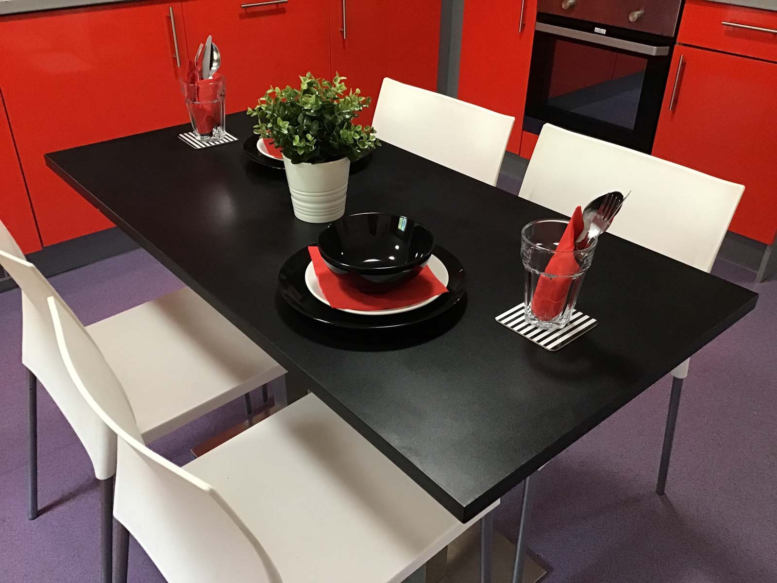  Deluxe En-Suite Kentish House  -  Canterbury Student Village  - Gallery -  20