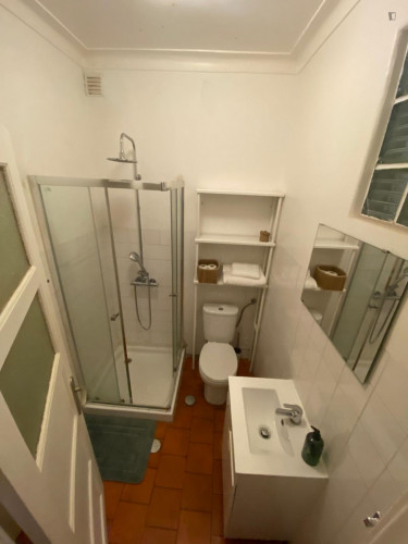 Very nice studio with a back patio, in Entre Campos