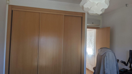 Comfy single ensuite bedroom with balcony near Carcavelos - Gallery - 16