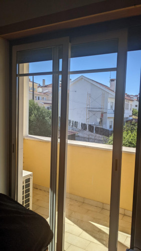 Comfy single ensuite bedroom with balcony near Carcavelos - Gallery - 2