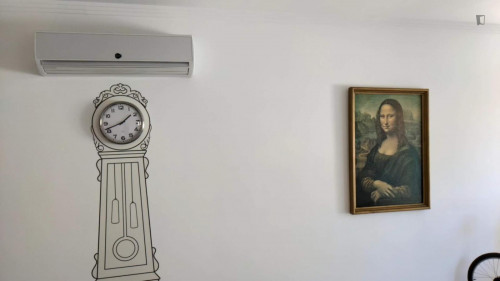 Comfy single ensuite bedroom with balcony near Carcavelos - Gallery - 9