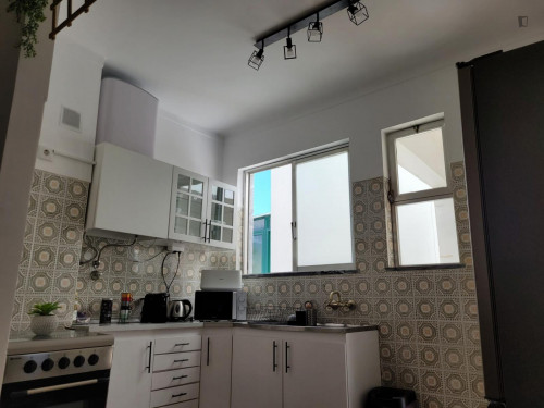Welcoming 1-bedroom apartment in Faro - Gallery - 2