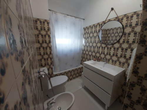 Welcoming 1-bedroom apartment in Faro - Gallery - 3
