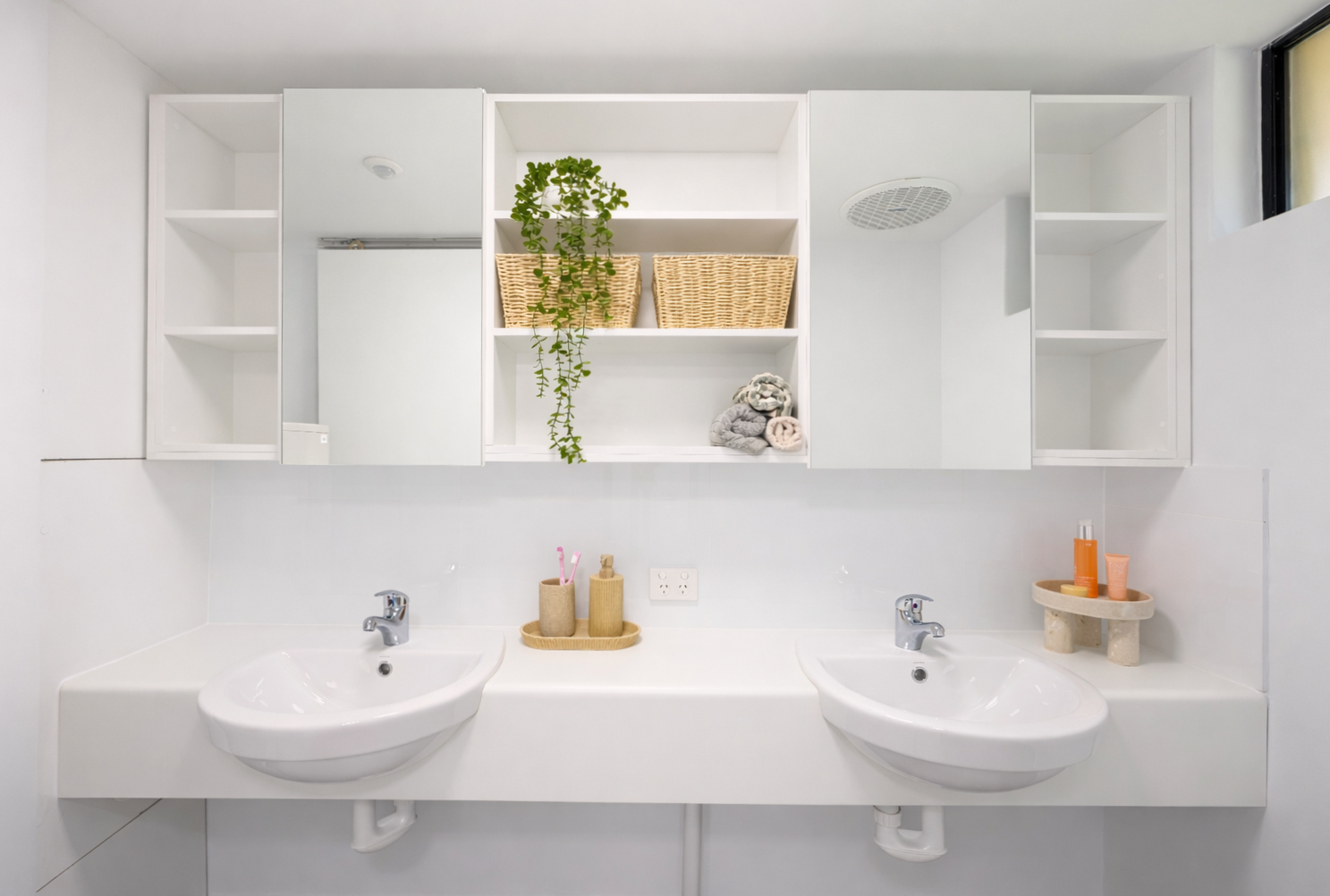  Refreshed 6 Bedroom Apartment - Jackson Road  -  UniLodge @ Curtin - Guild House  - Gallery -  7