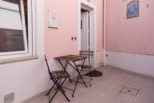 Lovely 1-bedroom house in the Santa Apolónia neighbourhood - Gallery - 11
