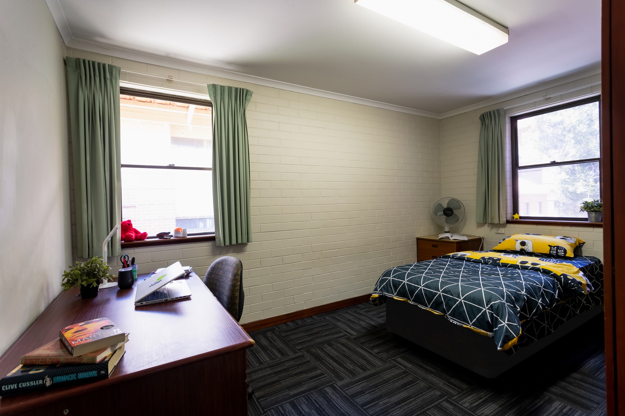 Rotary International House, Two Bedroom Apartment - UniLodge @ Curtin - Kurrajong Village - Gallery - 2