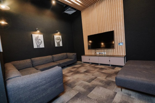 Canvas City Point - Gallery - 12