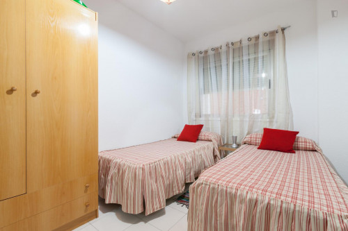 Lovely twin bedroom near Universidad de Granada-Campus Fuentenueva