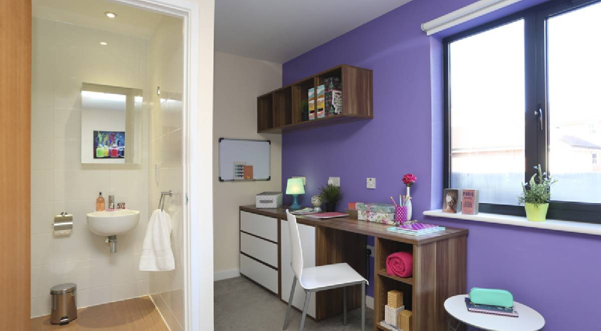  Deluxe En-Suite - Behn Hall  -  Canterbury Student Village  - Gallery -  2