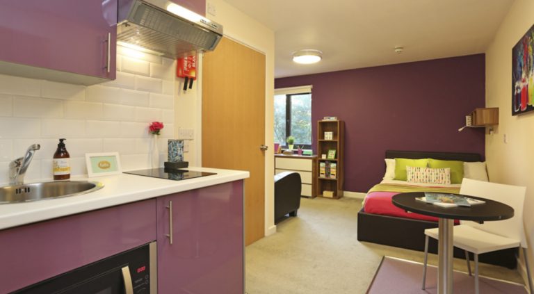  Deluxe Wet Room Studio - Behn Hall  -  Canterbury Student Village  - Gallery -  3