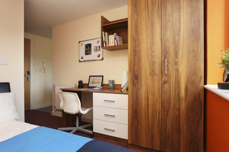  Premier Luxe Studio - Tallis Court  -  Canterbury Student Village  - Gallery -  4