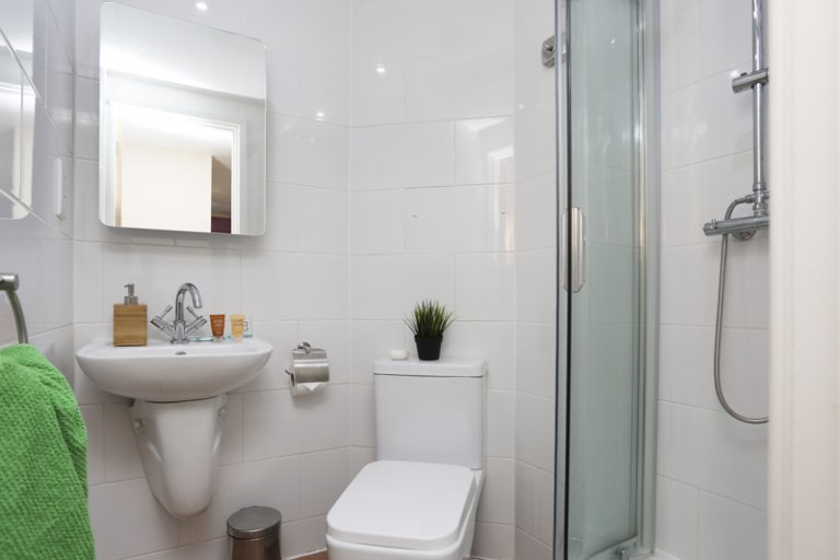  Premier Luxe Studio - Tallis Court  -  Canterbury Student Village  - Gallery -  8