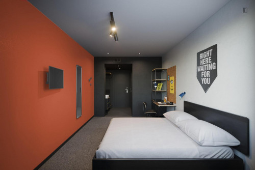 Amazing ensuite bedroom with double bed in vibrant student hub close to University of Vienna - Gallery - 17