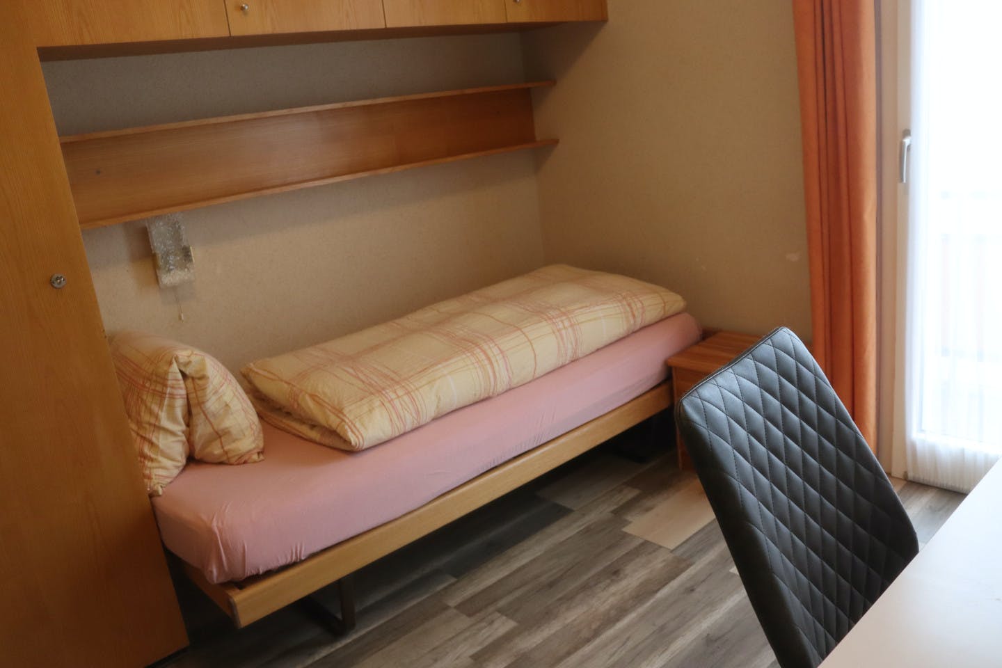  Private Room With Private Bathroom  -  Vibrant Cozy House  - Gallery -  4