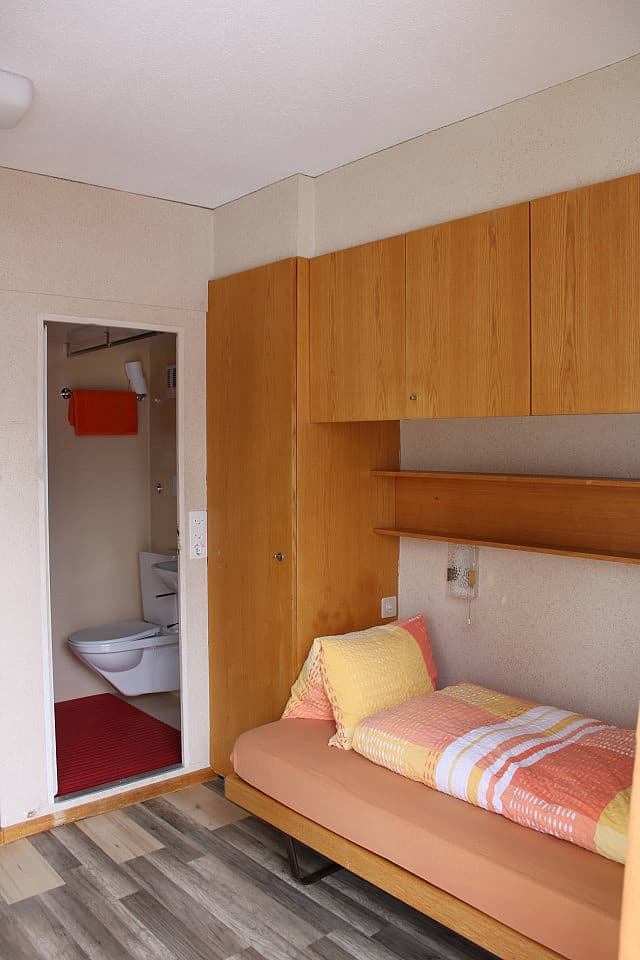  Private Room With Private Bathroom  -  Vibrant Cozy House  - Gallery -  23