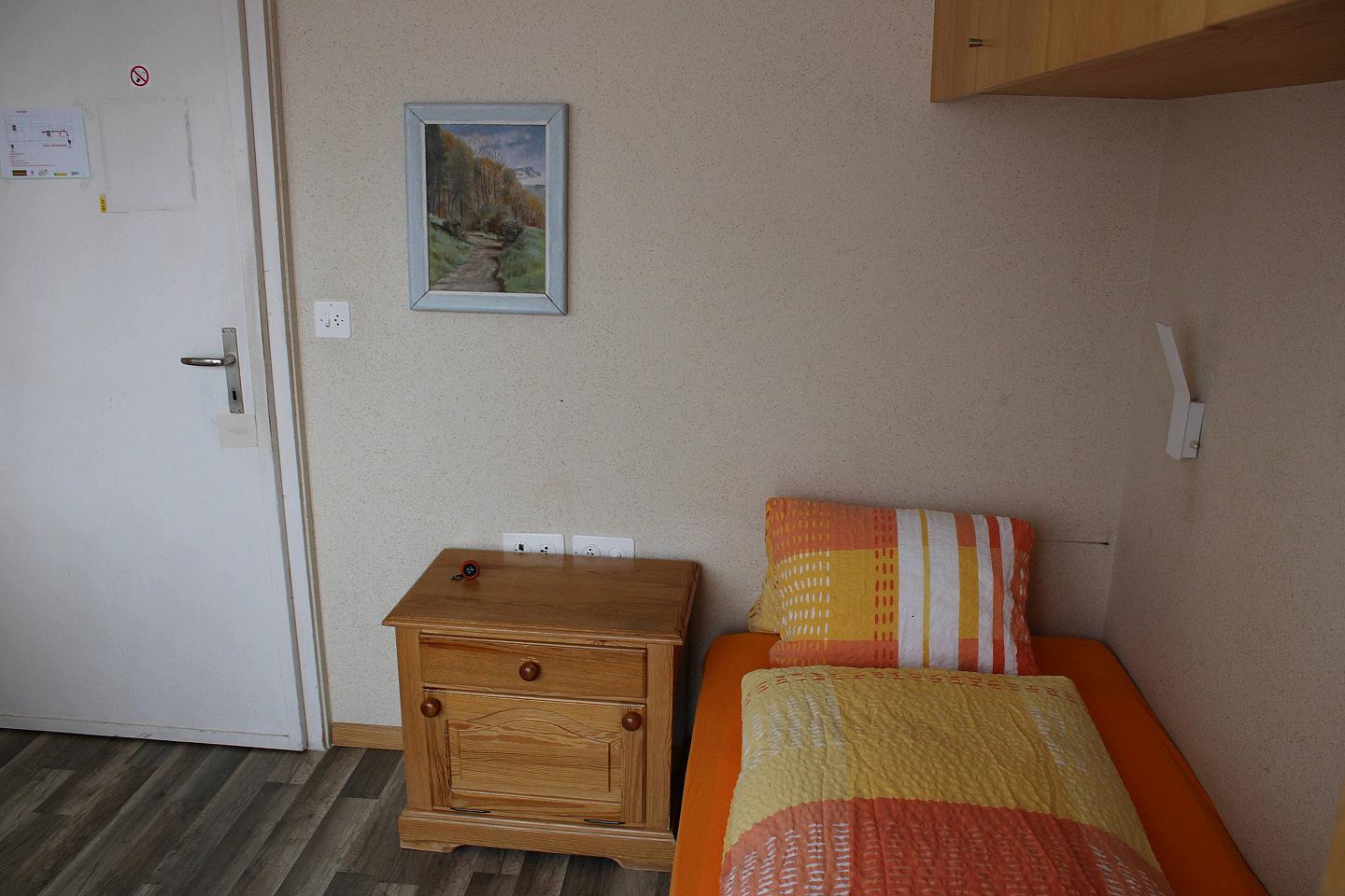  Private Room With Shared Bathroom  -  Vibrant Cozy House  - Gallery -  10