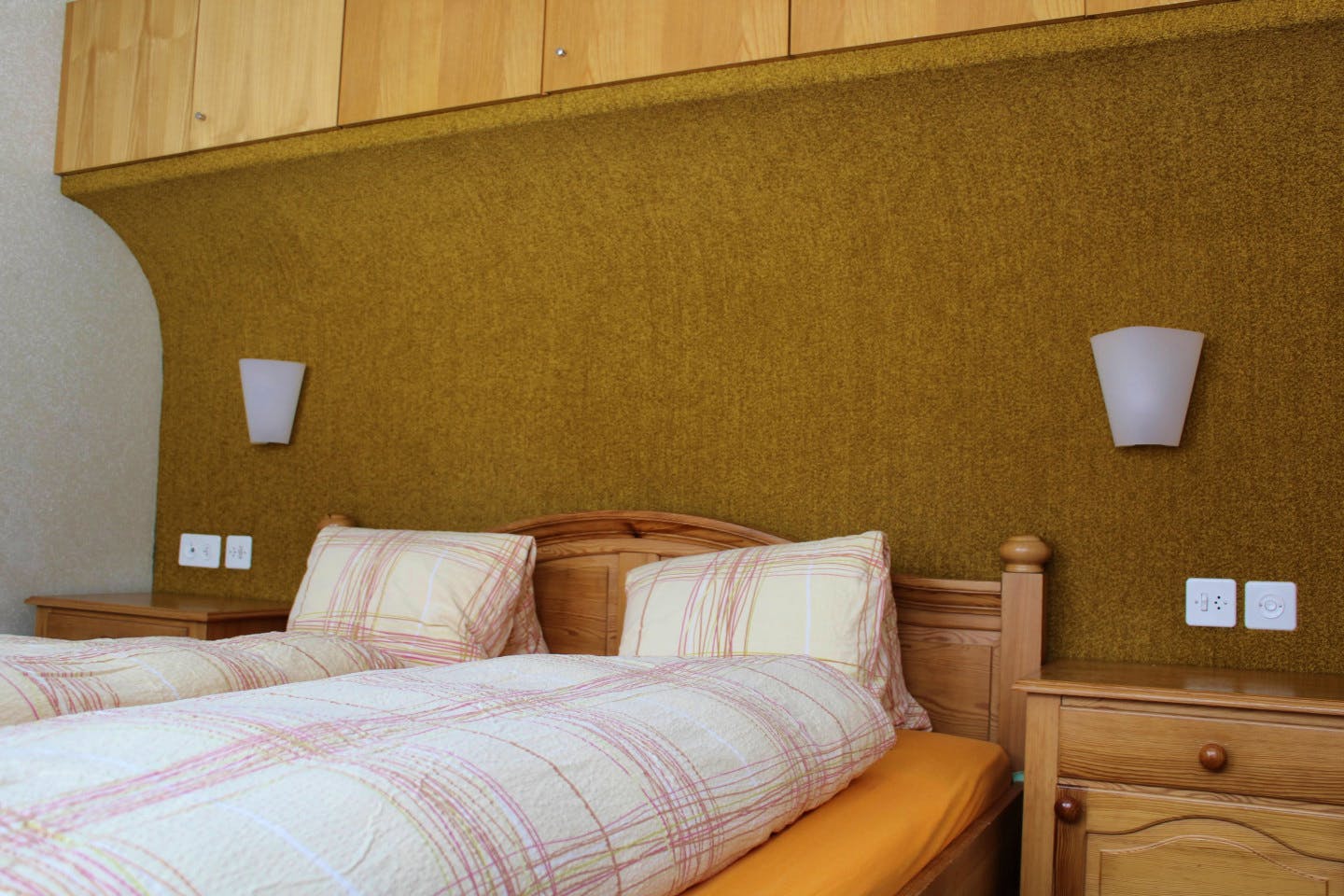  Double Room With Private Bathroom  -  Vibrant Cozy House  - Gallery -  14