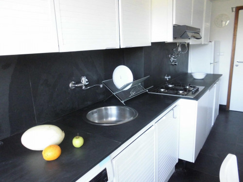 Very nice double bedroom in Paço de Arcos - Gallery - 11