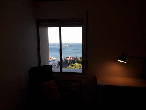 Very nice double bedroom in Paço de Arcos - Gallery - 17