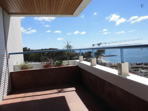 Very nice double bedroom in Paço de Arcos - Gallery - 7
