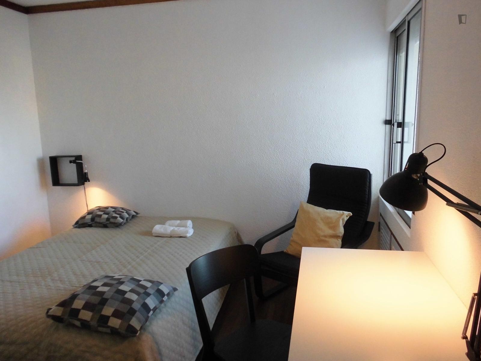 Very Nice Double Bedroom In Paço De Arcos - 1
