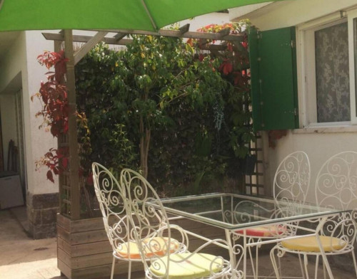 Cosy 1-bedroom house 15m walking to NOVA SBE - Gallery - 6