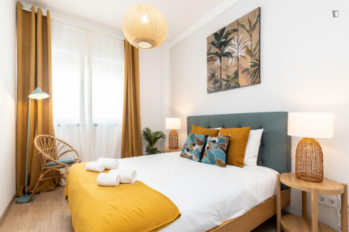 Spacious 3-bedroom flat in Portimão