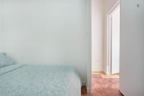Cosy double bedroom in Marquês de Pombal