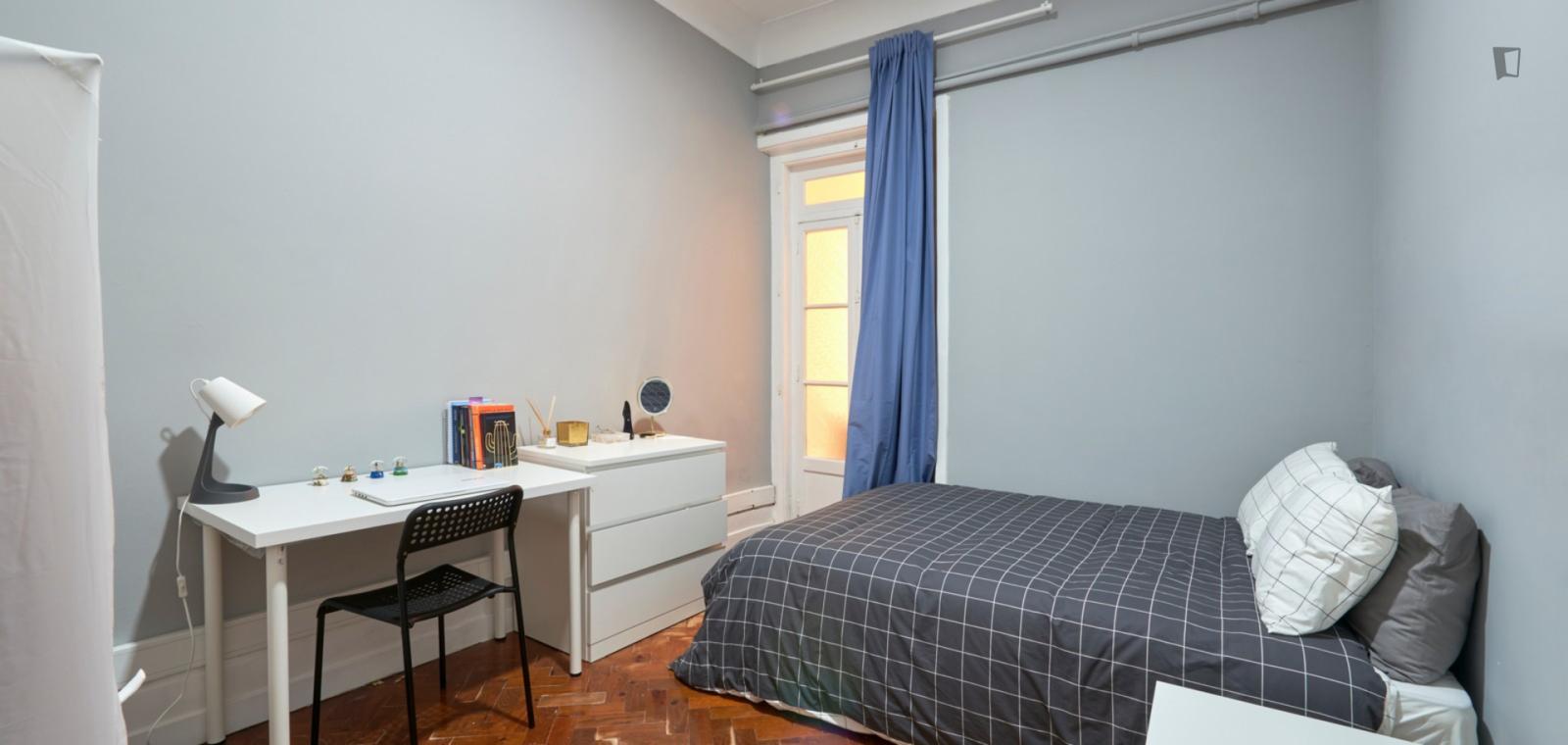 Great Double Bedroom In Saldanha - 1