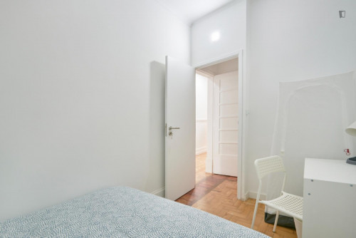 Great double bedroom in Marquês de Pombal - Gallery - 5
