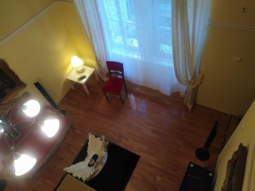 Homely 1-bedroom next to the Opera House,close to Veterinary uni.