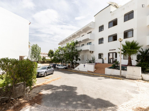 Nice 1-bedroom flat in Faro - Gallery - 19