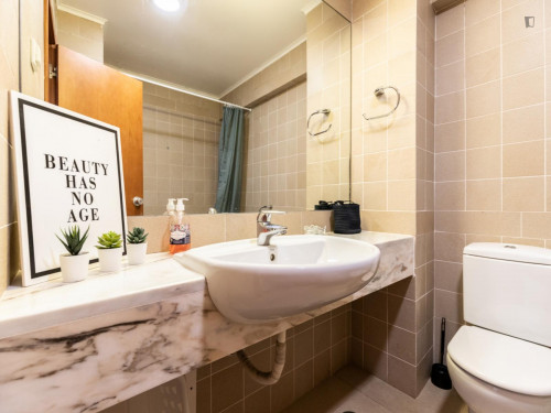Nice 1-bedroom flat in Faro - Gallery - 11
