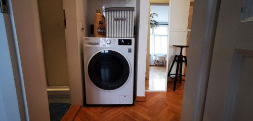 Apartment in Hipster area 2min walk Metro/Tram