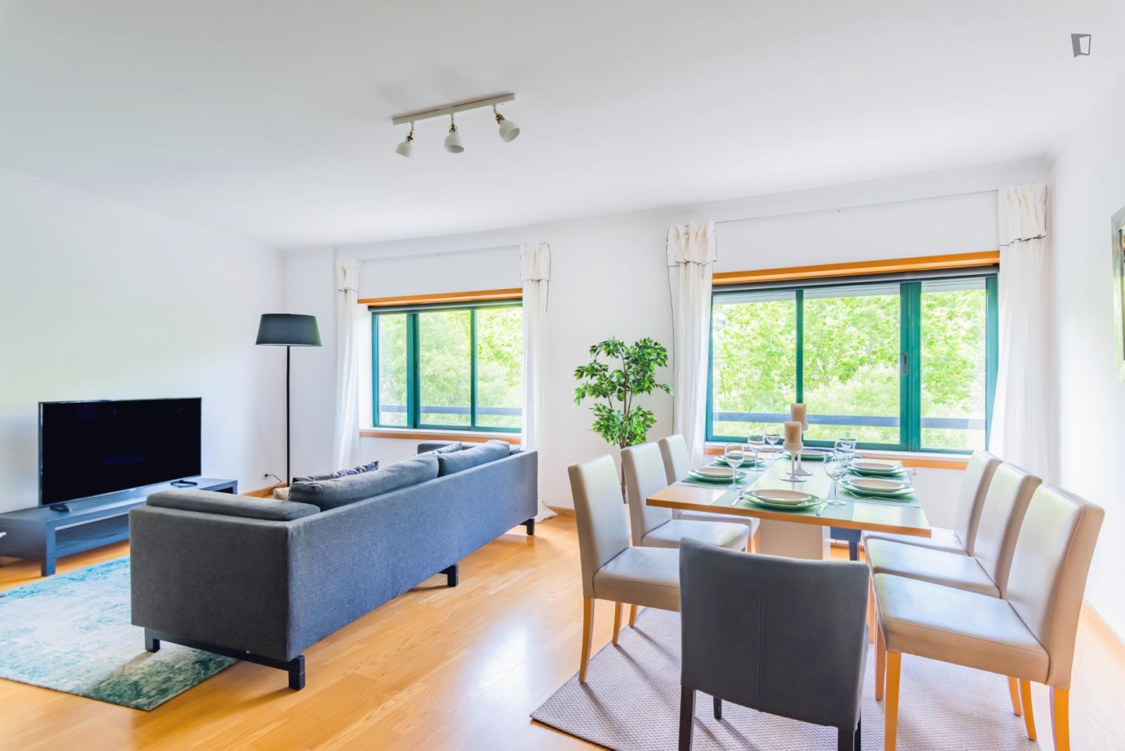Luxurious 4-Bedroom Apartment In Parque Das Nações - 1