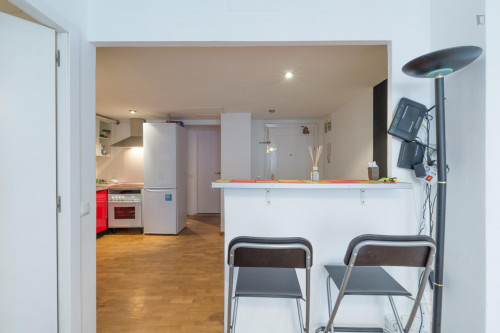 Inspiring single bedroom only minutes away from IED Madrid - Gallery - 7