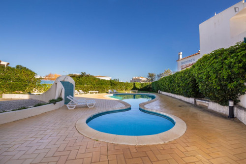 Tasteful 2-bedroom flat in Olhos de Água  - Gallery -  5