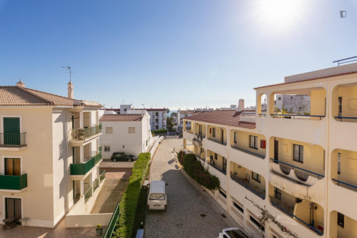 Tasteful 2-bedroom flat in Olhos de Água