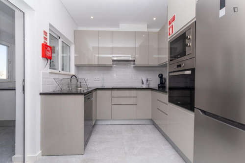 Excellent 2-bedroom flat in Faro - Gallery - 19