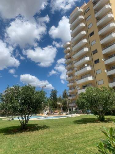 Awesome 1-bedroom apartment close to Praia da Rocha